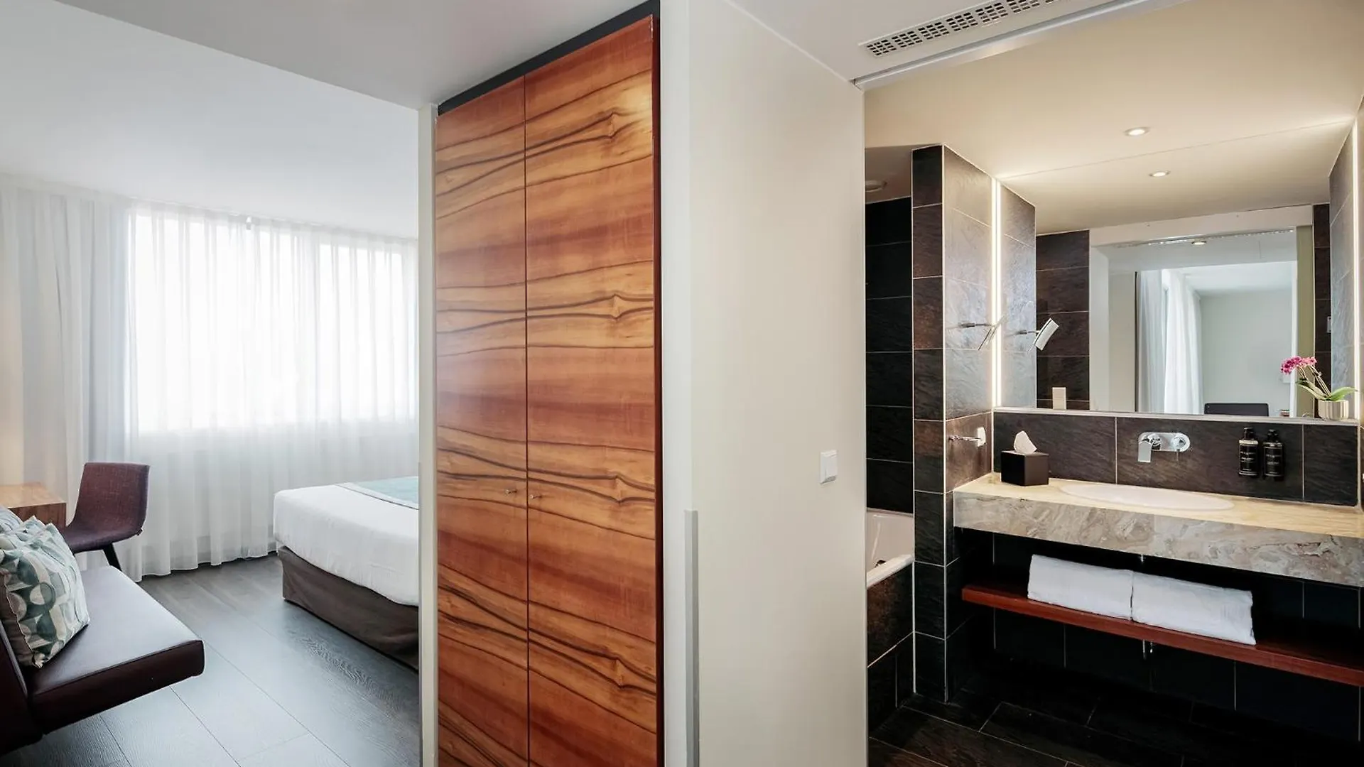 Eurostars Embassy Hotel Vienna 4*,  Austria