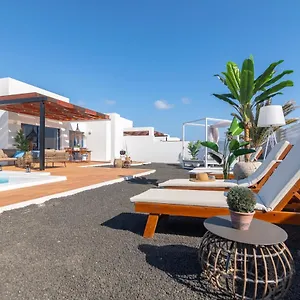 Famara By Villalia , Playa Blanca (Lanzarote) España