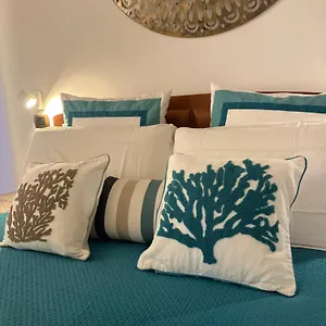https://casa-acqua-marina.it-tuscanyhotel.com