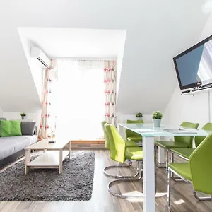 Karmeliter Flat | Contactless Check-in Viyana