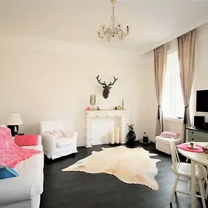 Apartment Alt, Vienna