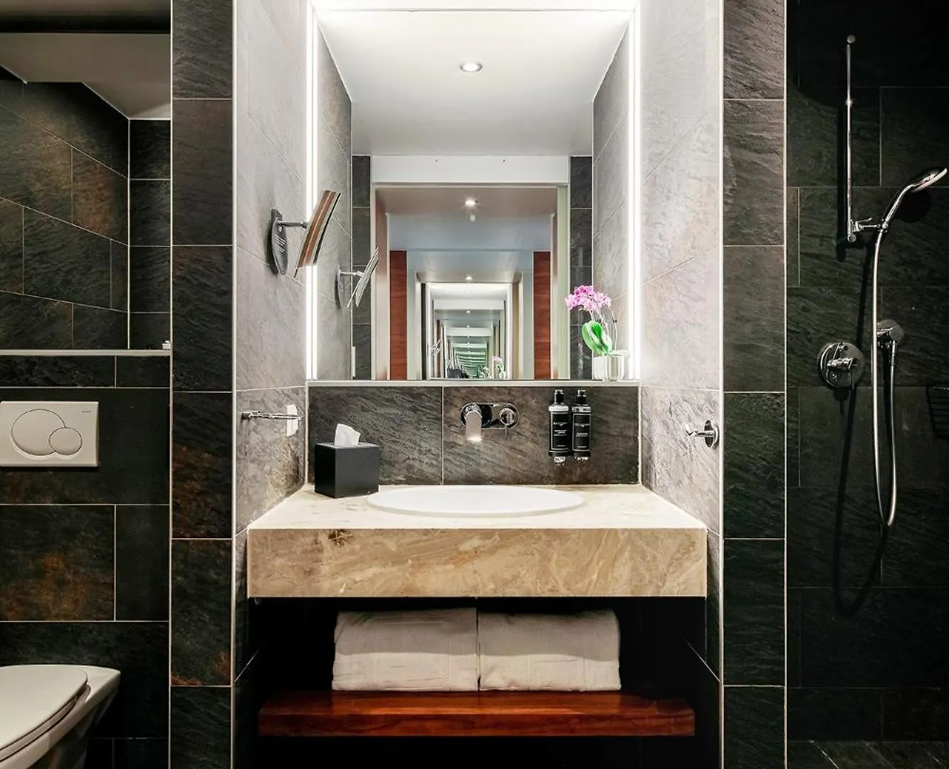 Eurostars Embassy Hotel Wenen
