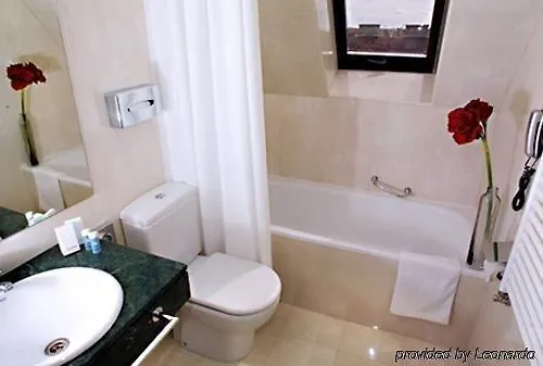 Hotel Eurostars Embassy Vienna 4*,