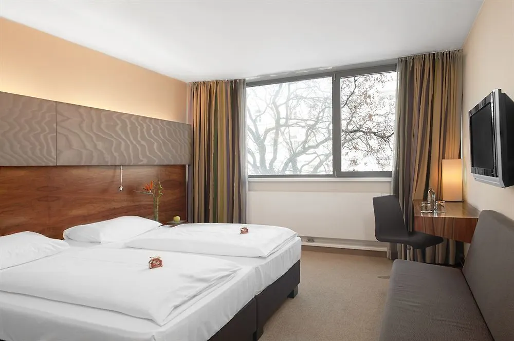 Hotel Eurostars Embassy Vienna 4*,